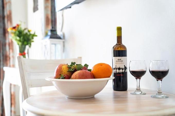 4 Seasons Suites Paradise Near Athens Airport Markópoulon 外观 照片